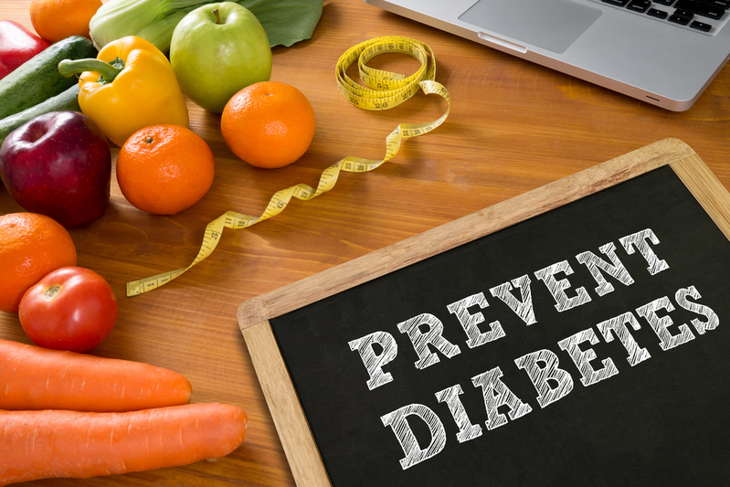 chalkboard with prevent diabetes written alongside vegetables